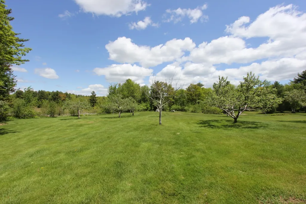 2 Melissa Drive Lewiston ME 04240