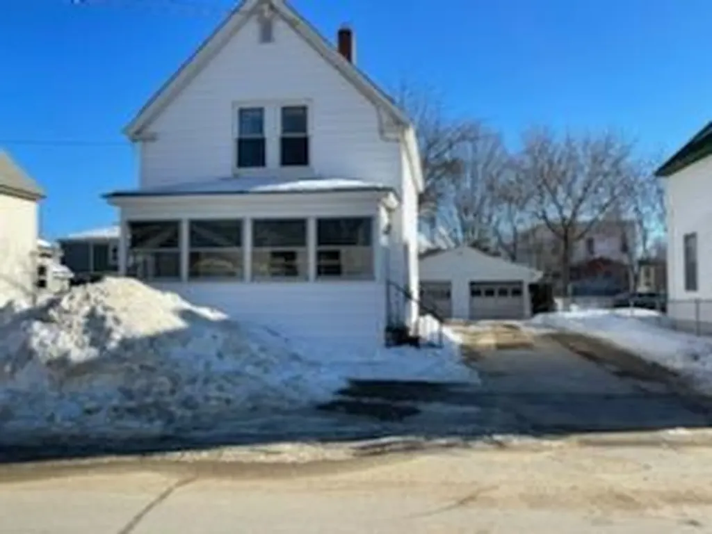 11 Gleason Street Mexico ME 04257