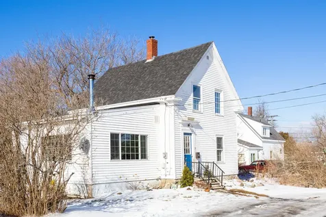 7 Kelleys Lane Rockland ME 04841