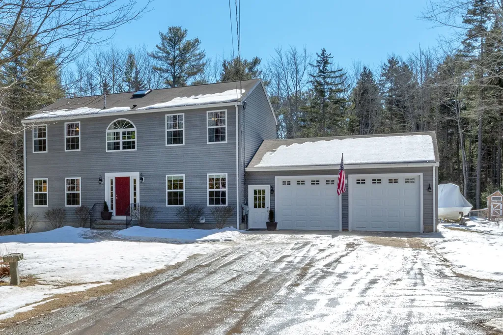 24 Fir Way Harpswell ME 04079