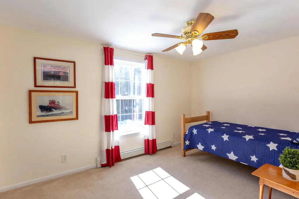 24 Fir Way Harpswell ME 04079