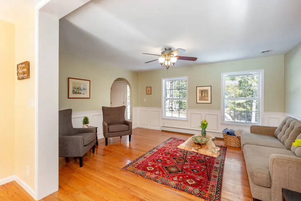 24 Fir Way Harpswell ME 04079