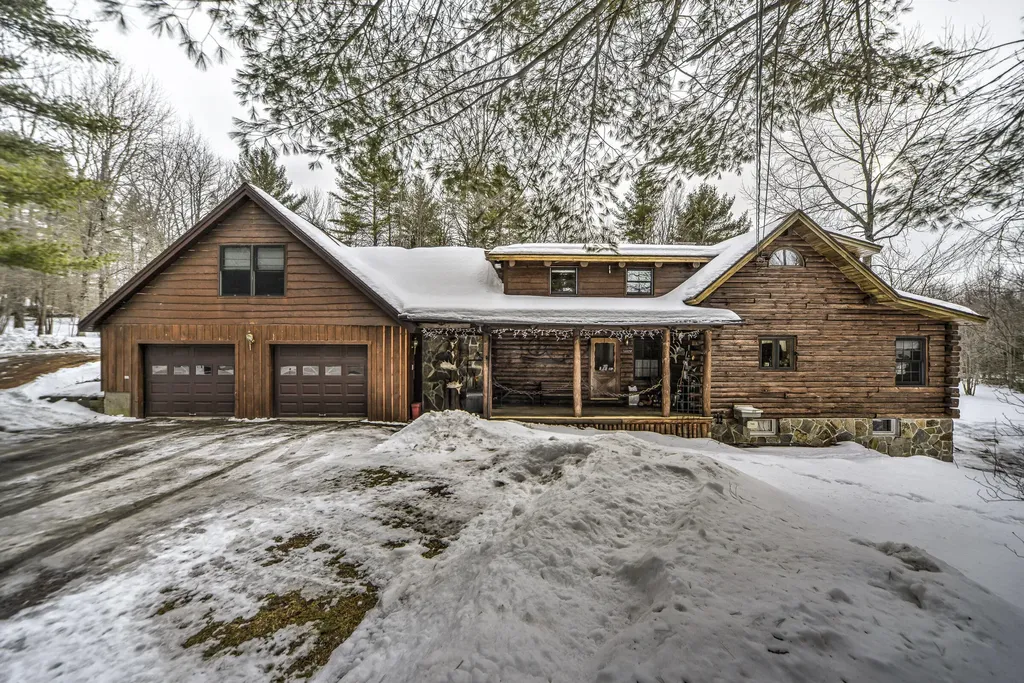 1 Pinewood Lane Fairfield ME 04937