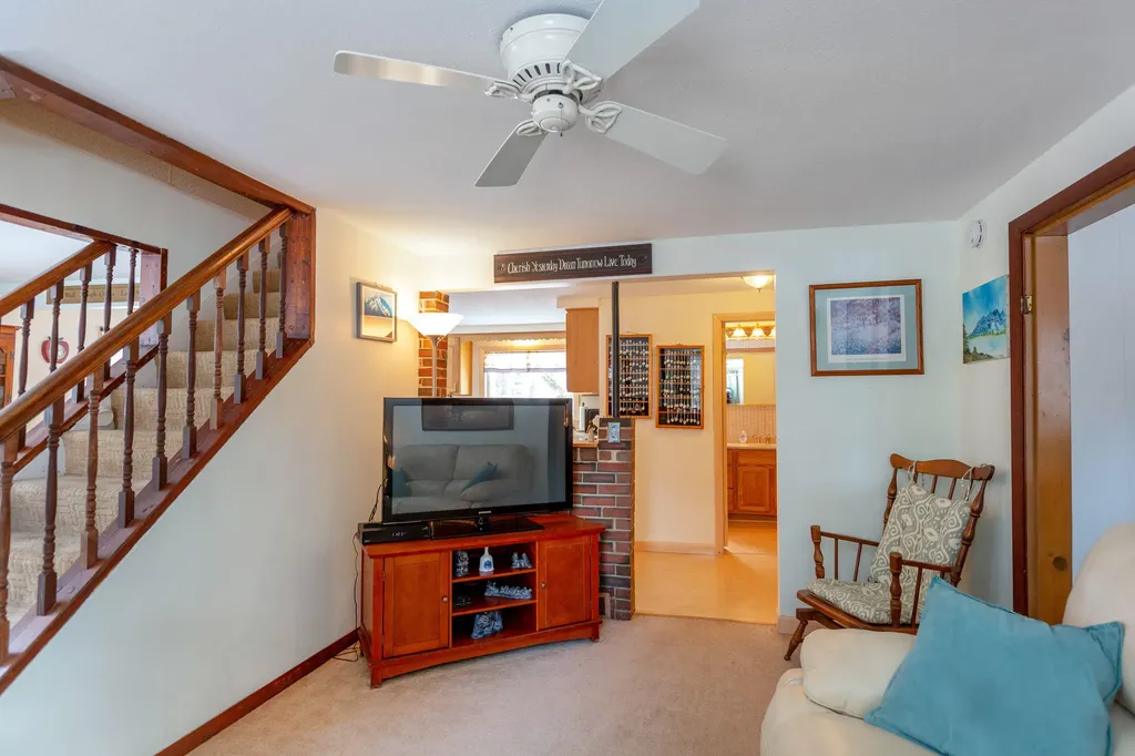188 Montello Street Lewiston ME 04240