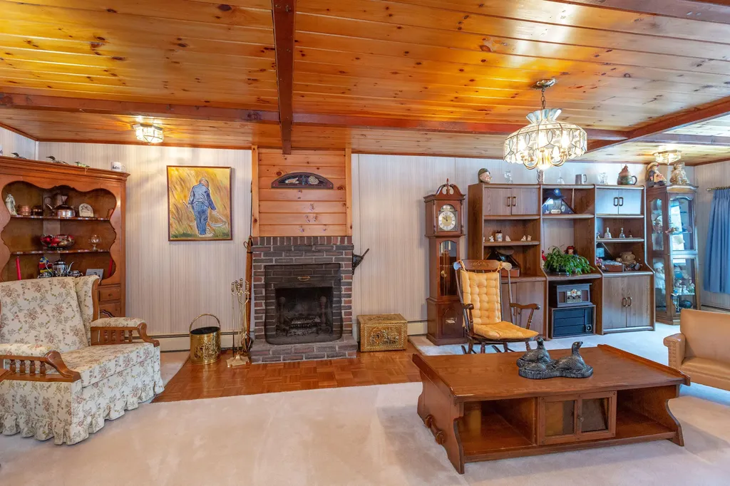 188 Montello Street Lewiston ME 04240