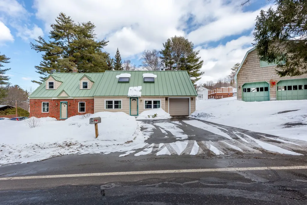 188 Montello Street Lewiston ME 04240