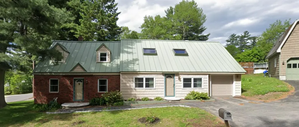 188 Montello Street Lewiston ME 04240