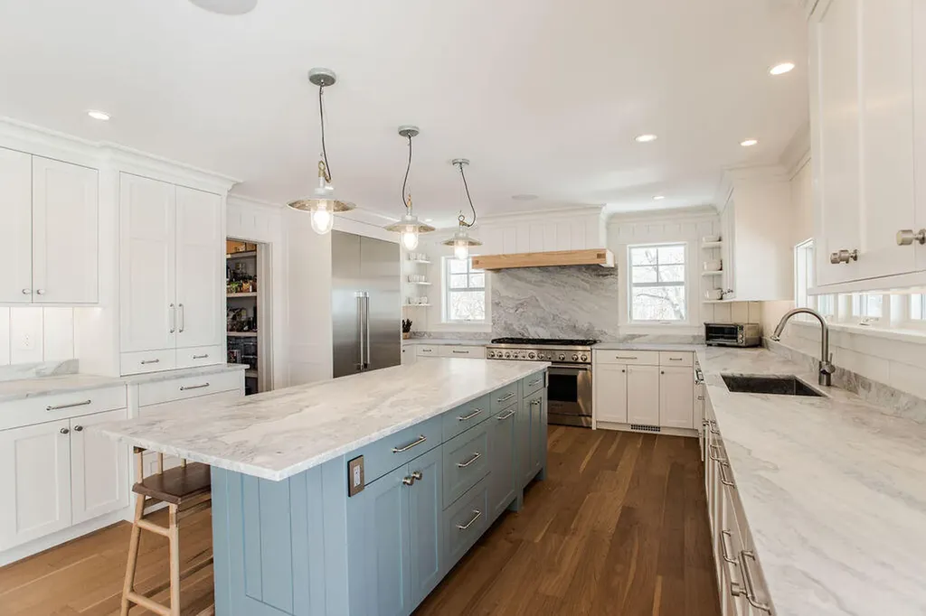 17 Intervale Road York ME 03902