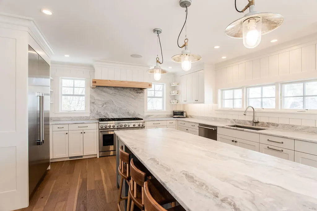 17 Intervale Road York ME 03902
