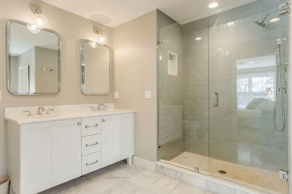 17 Intervale Road York ME 03902