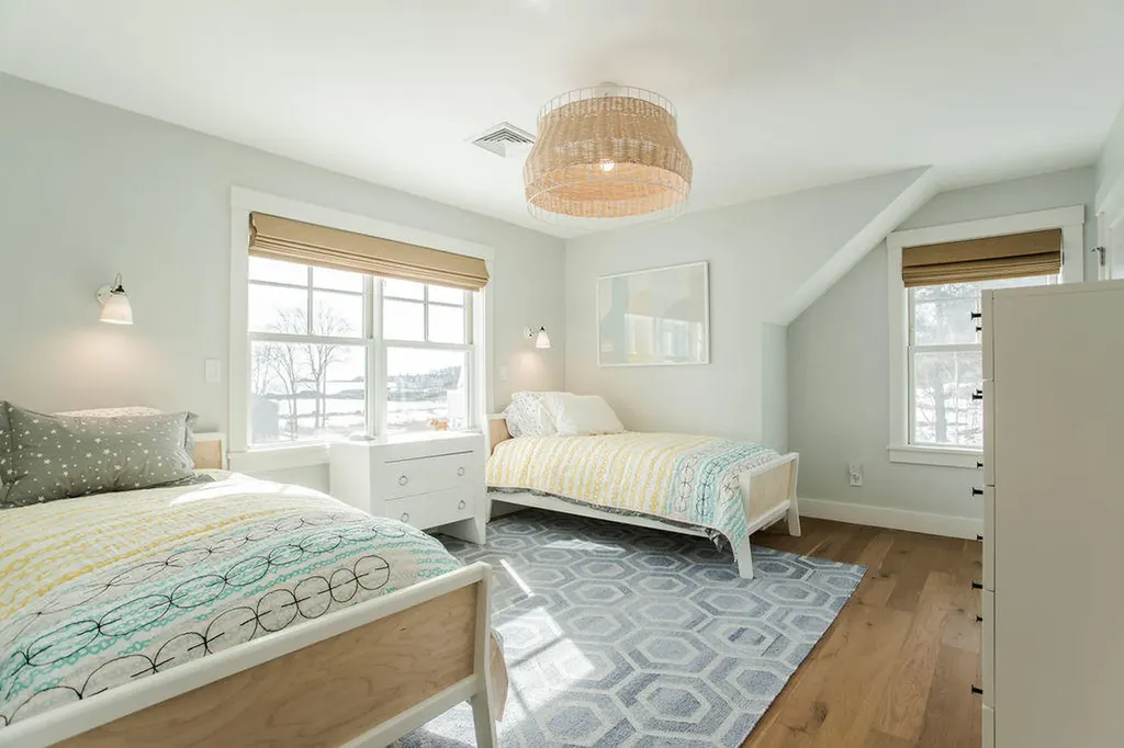 17 Intervale Road York ME 03902