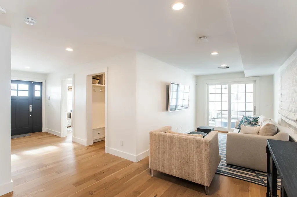 17 Intervale Road York ME 03902