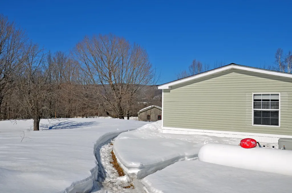 39 Tuelltown Road West Paris ME 04289