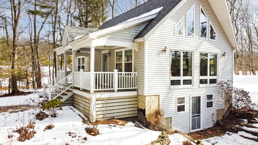 35 Rosedale Road West Bath ME 04530
