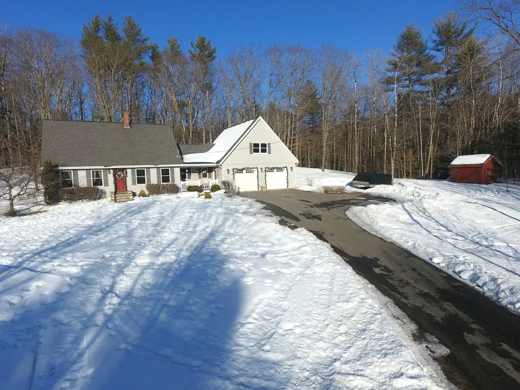 423 Madison Road Norridgewock ME 04957