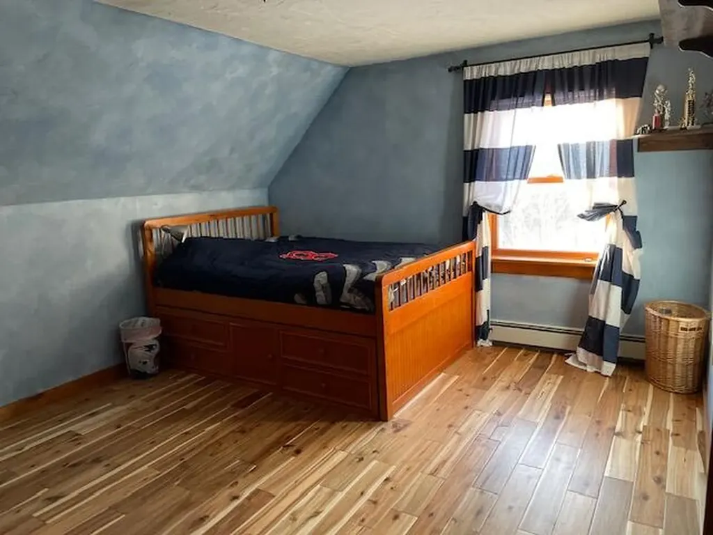 423 Madison Road Norridgewock ME 04957