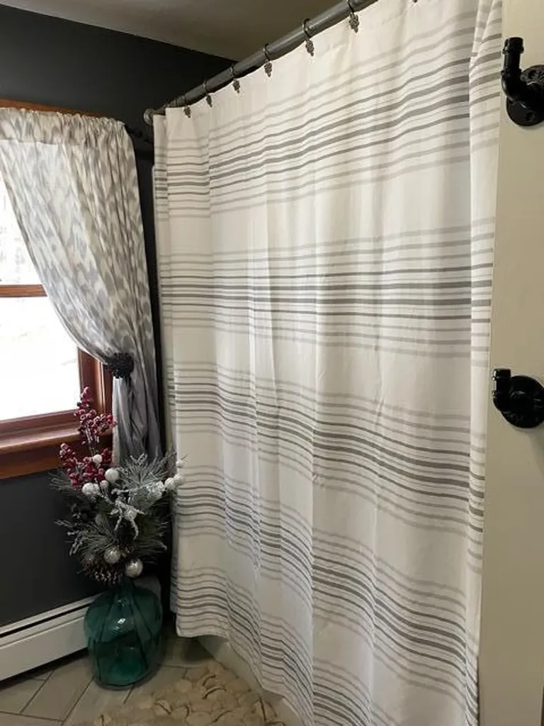 423 Madison Road Norridgewock ME 04957