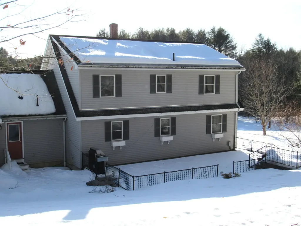 423 Madison Road Norridgewock ME 04957