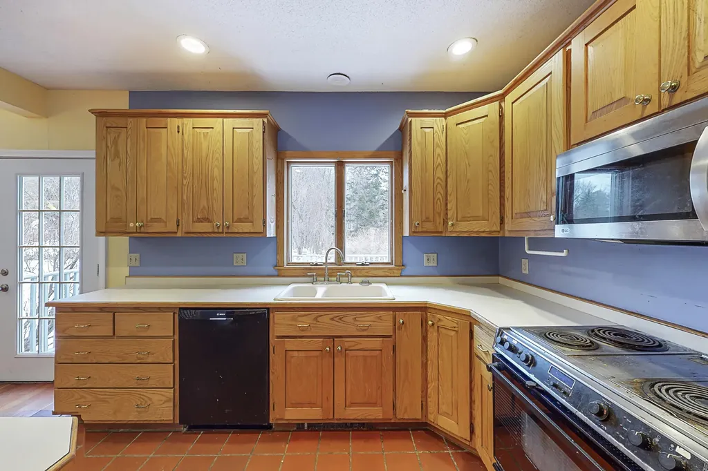 152 Princes Point Road Yarmouth ME 04096