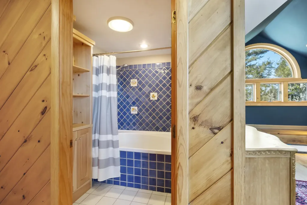 3650 Washington Road Waldoboro ME 04572
