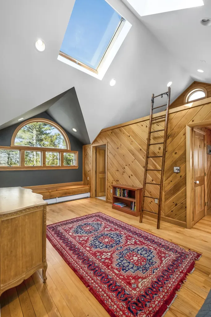 3650 Washington Road Waldoboro ME 04572