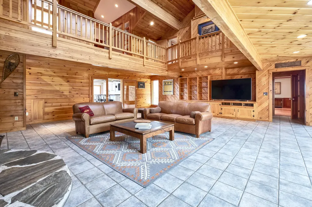 3650 Washington Road Waldoboro ME 04572