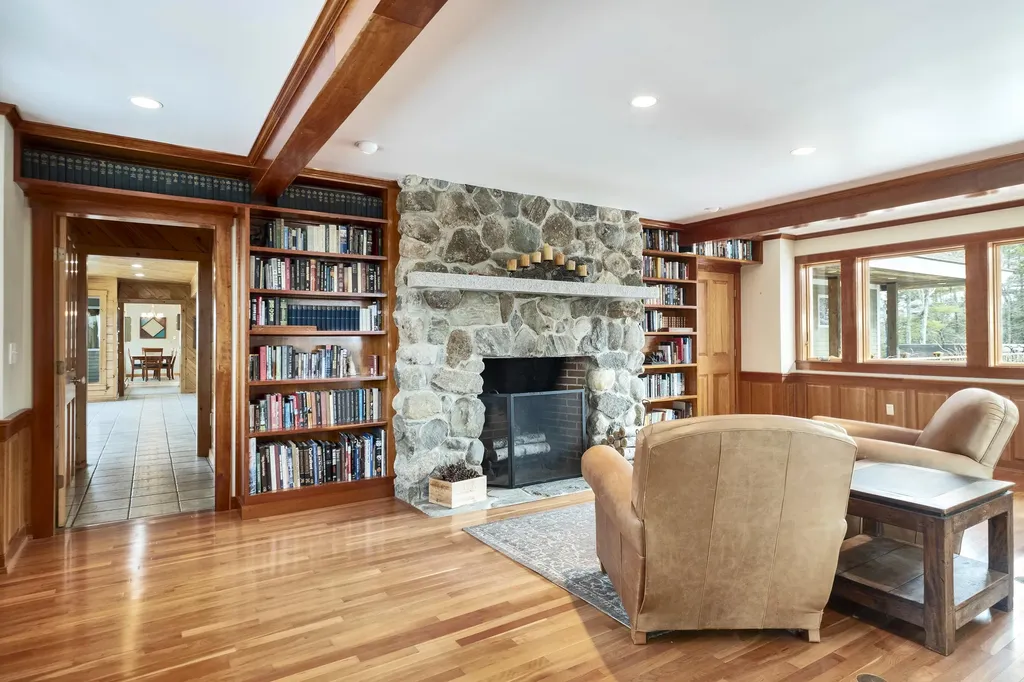 3650 Washington Road Waldoboro ME 04572