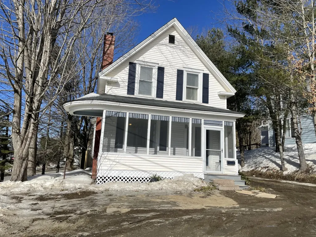 2 Maple Street Dexter ME 04930
