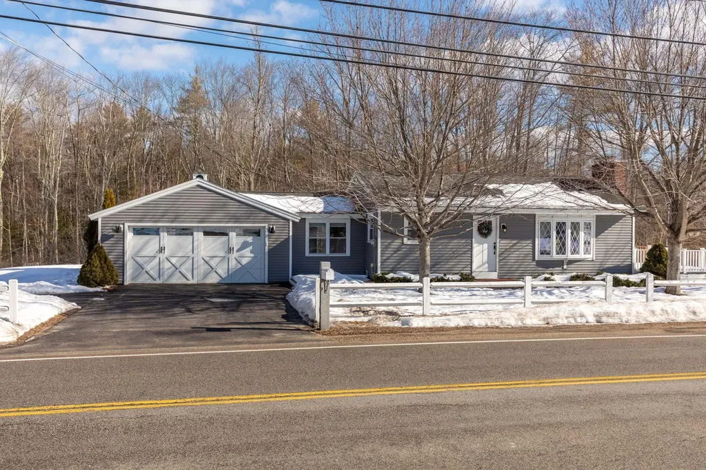 129 Agamenticus Road South Berwick ME 03908
