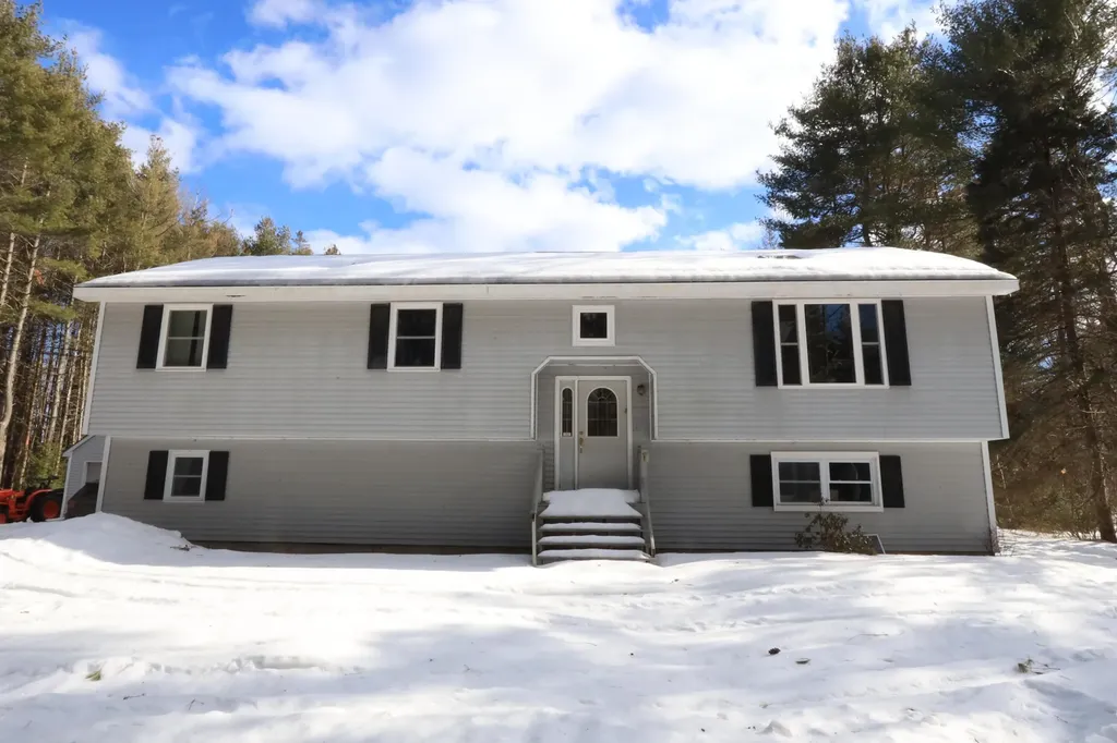 34 Lancaster Brook Road Glenburn ME 04401