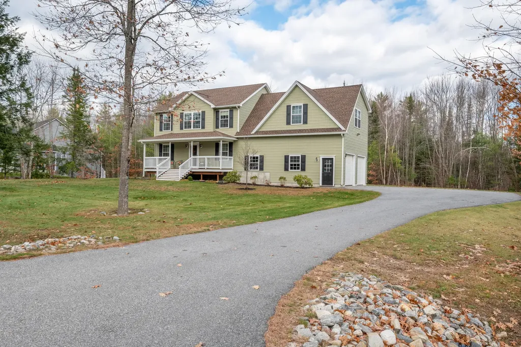 22 Woodrow Drive Standish ME 04084