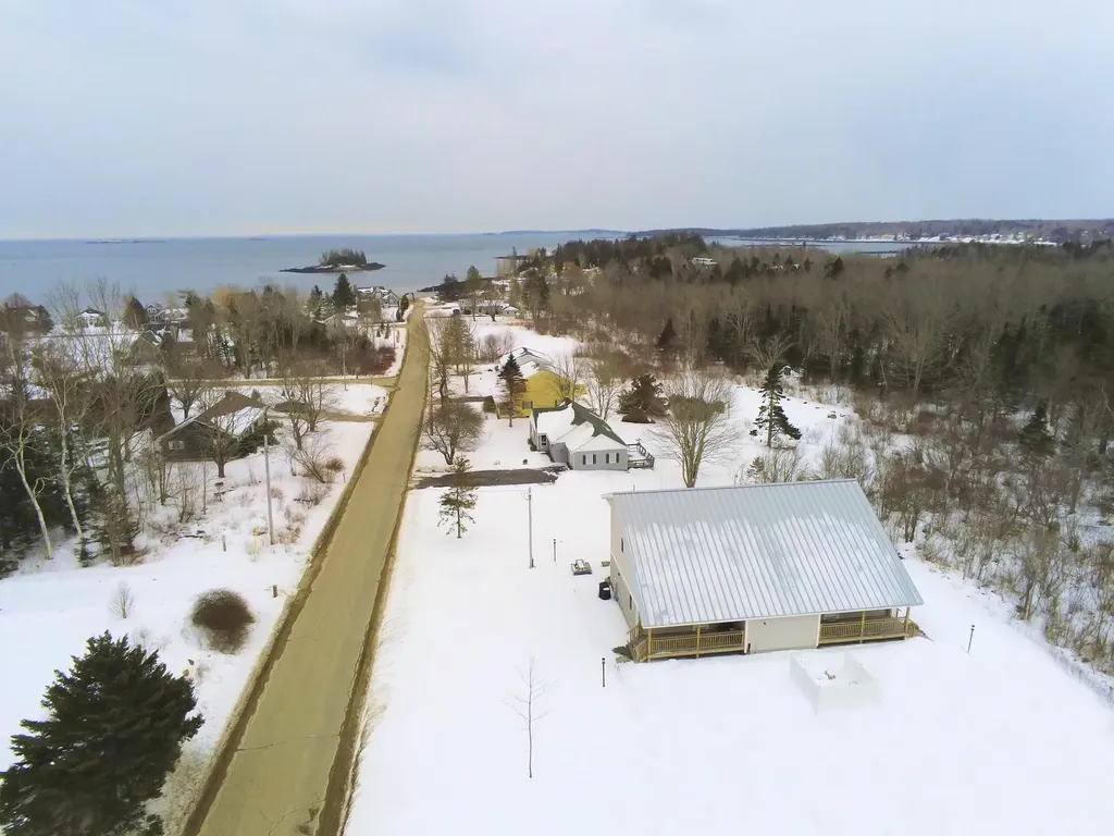 19 Crescent Beach Road Owls Head ME 04854