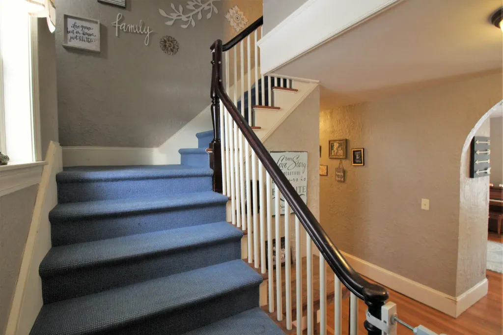 339 Kenduskeag Avenue Bangor ME 04401
