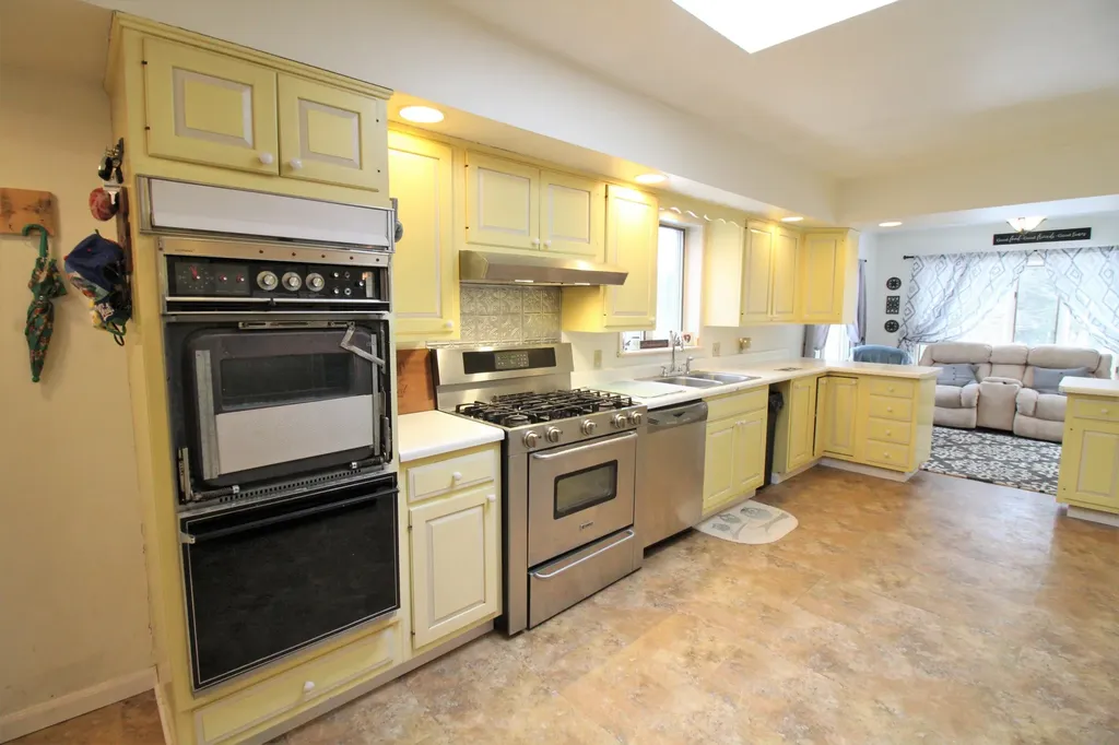 339 Kenduskeag Avenue Bangor ME 04401