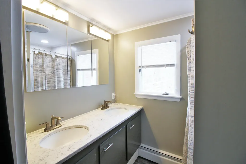 339 Kenduskeag Avenue Bangor ME 04401