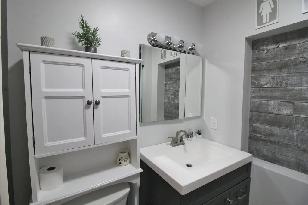339 Kenduskeag Avenue Bangor ME 04401