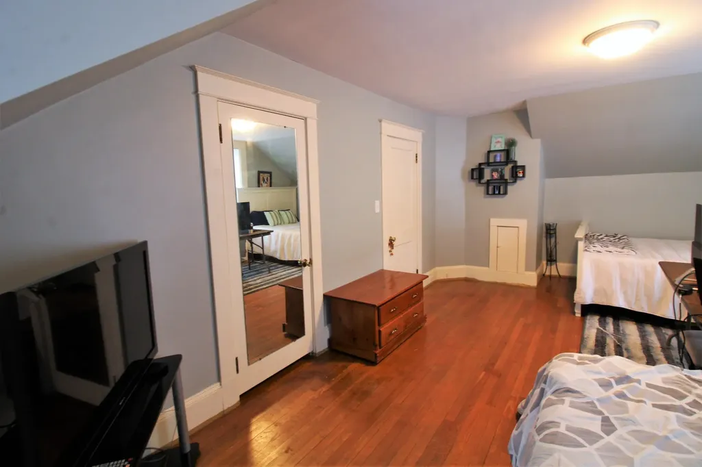 339 Kenduskeag Avenue Bangor ME 04401