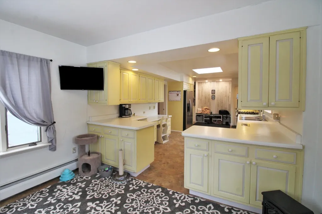 339 Kenduskeag Avenue Bangor ME 04401