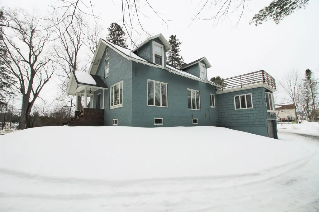 339 Kenduskeag Avenue Bangor ME 04401