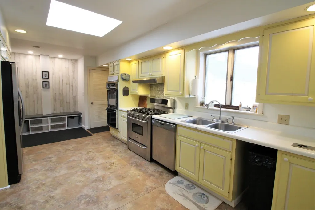 339 Kenduskeag Avenue Bangor ME 04401