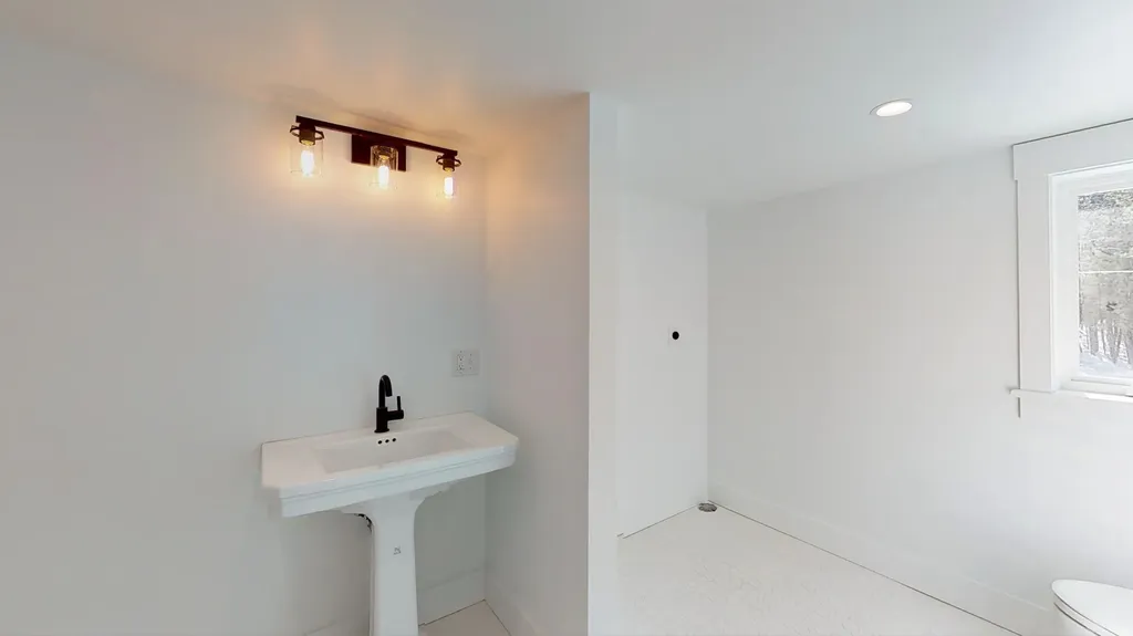 42 Plummer Drive Raymond ME 04071