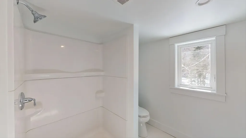 42 Plummer Drive Raymond ME 04071