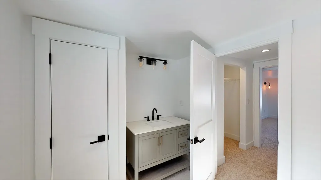 42 Plummer Drive Raymond ME 04071