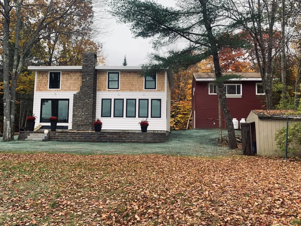 42 Plummer Drive Raymond ME 04071