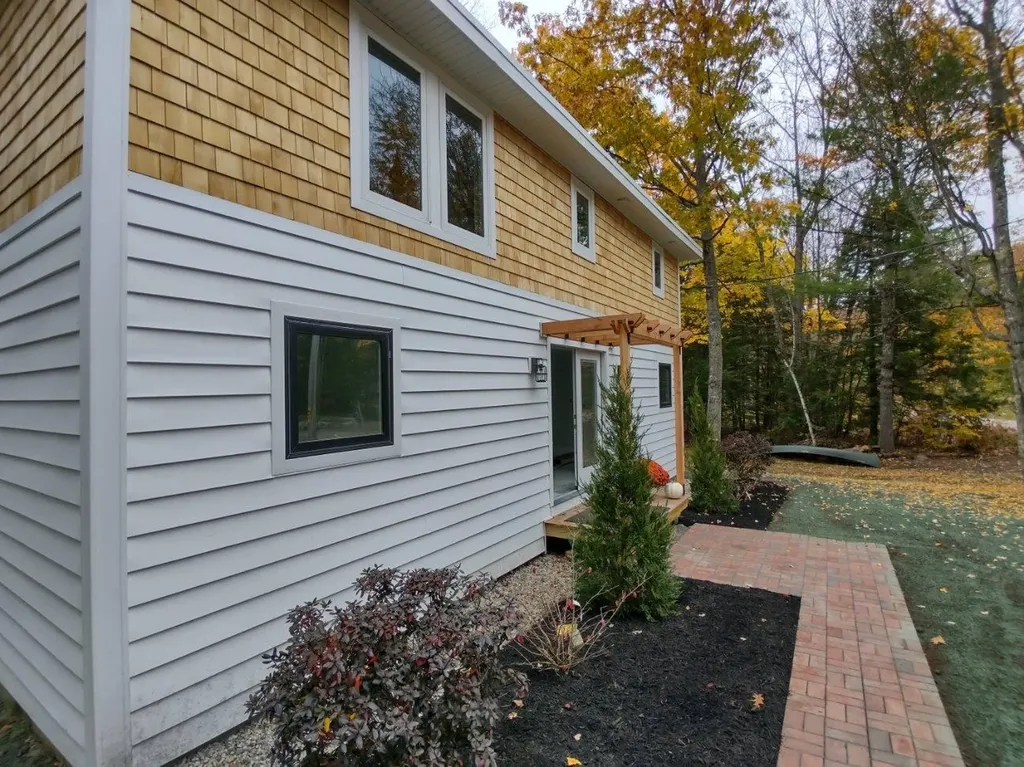 42 Plummer Drive Raymond ME 04071