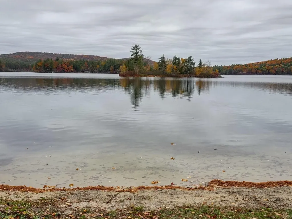 42 Plummer Drive Raymond ME 04071
