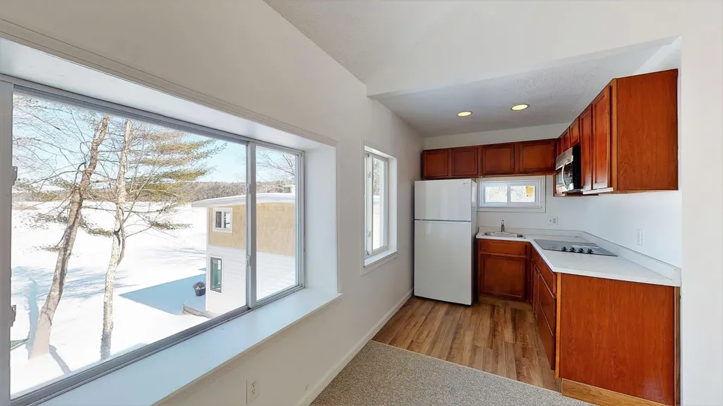 42 Plummer Drive Raymond ME 04071