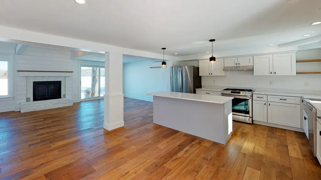 42 Plummer Drive Raymond ME 04071