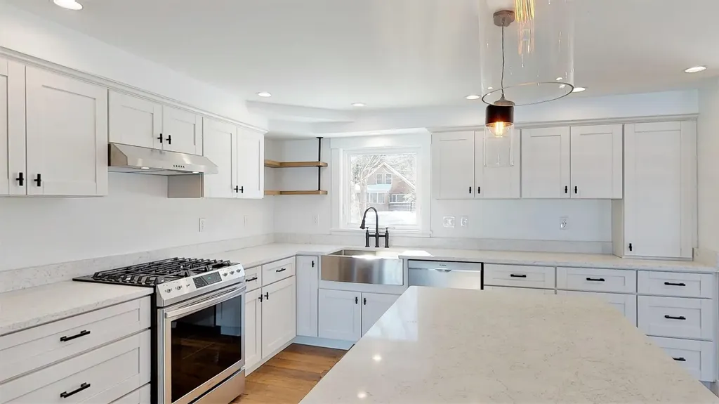 42 Plummer Drive Raymond ME 04071