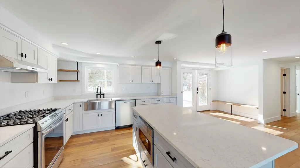42 Plummer Drive Raymond ME 04071